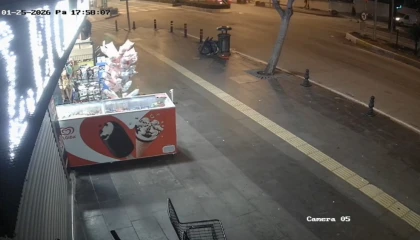 Manavgatta motosikletin çarptığı yaya ağır yaralandı