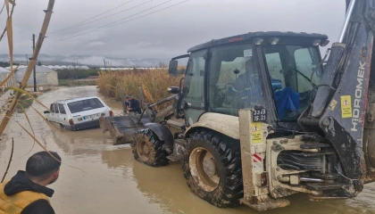 Mersinde selin yaraları sarılıyor