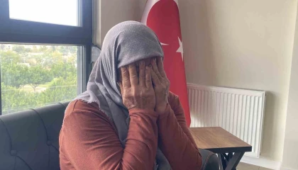 Oğlu öldürülen anne mahkemeden keşif istedi: Yıkanırken gördüm, boynunda tırnak izleri vardı, adli tıp raporunda çıkmadı