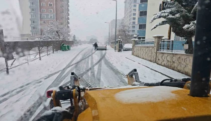 Onikişubat Belediyesi karla mücadelede tam teyakkuzda