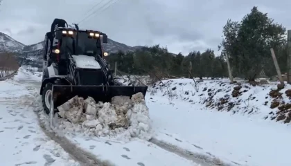 Osmaniyede kar yağışı hayatı olumsuz etkiledi