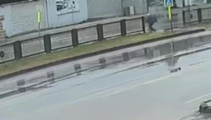 Otomobilin çarpması ile savrulan yaşlı adam hayatını kaybetti