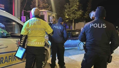 Polisin alkollü sürücüyle imtihanı: Ahmetcim bana senin şuradan git demen canımı sıktı