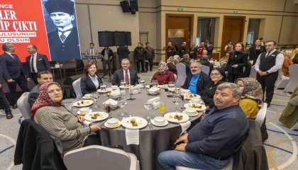 Seçer: Şehitlerimiz bu ülkenin onurunu omuzlarında taşıdı