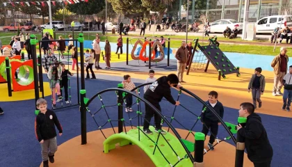 Tarsusta çocuklara karne hediyesi Survivor Park açıldı
