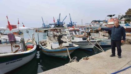 Yılların kaptanından amatör balıkçılara fırtınada denize açılmayın çağrısı