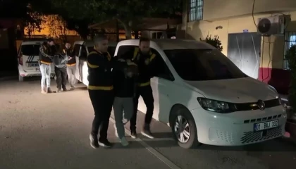 Adanada 11 firari hükümlü ile 503 aranan şahıs yakalandı