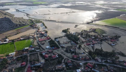 Adanada afetin boyutu havadan görüntülendi
