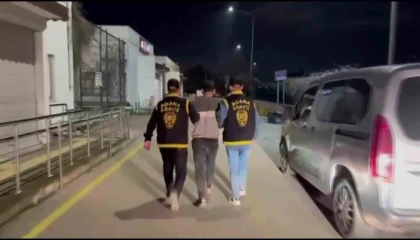 Adanada kuyumcuyu soyan şüpheli yakalandı