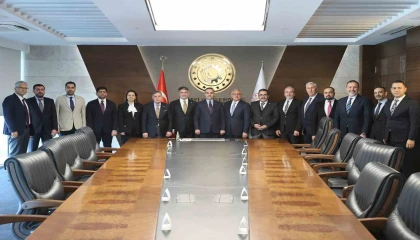 Adananın sanayi vizyonu bakanlıkta masaya yatırıldı