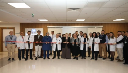 Akdeniz Üniversitesi Hastanesinde göz hastalıklarına lazer ile tedavi