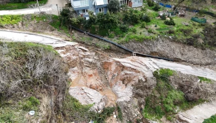 Alanyada sağanak sonrası korkutan manzara