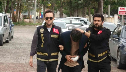 Antalyada 20 yerinden bıçaklayarak öldürdüğü gencin telefonunu foseptik çukuruna atmış