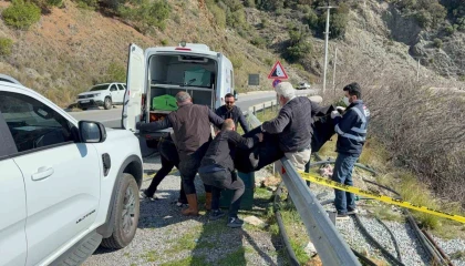 Antalyada karayolu kenarında cesedi bulunan kadının kimliği belli oldu