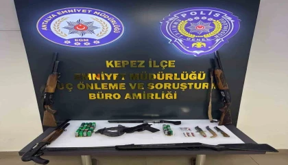 Antalyada şafak ve huzur operasyonunda 5 gözaltı