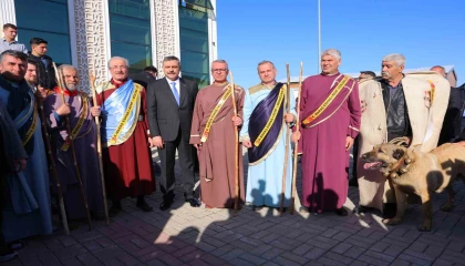 Bakan Çiftçi, Kahramanmaraşta esnafla bir araya geldi