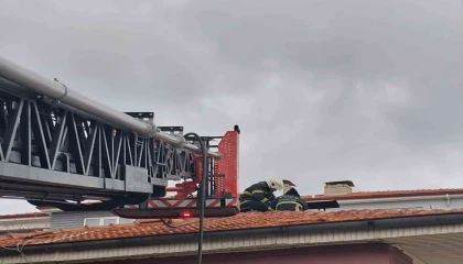 Burdurda baca yangını itfaiye ekiplerince söndürüldü