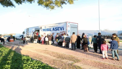 Büyükşehirin geleneksel iftar ikramı sürüyor