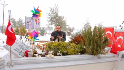 Depremde eşi ve 2 çocuğunu kaybeden baba: Bir acının bekçisi oldum, varken kıymet bilin