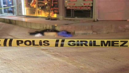 Eşiyle tartışıp camdan atladığı iddia edilen 5 çocuk babası hayatını kaybetti