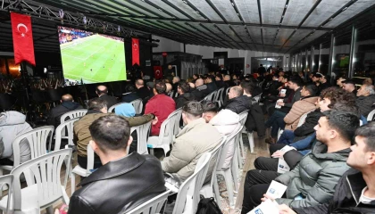 Galatasarayın Avrupa zaferini birlikte izlediler