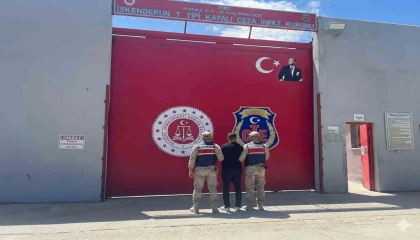 Hatayda 24 yıl 6 ay hapis cezası bulunan cezaevi firarisi yakalandı