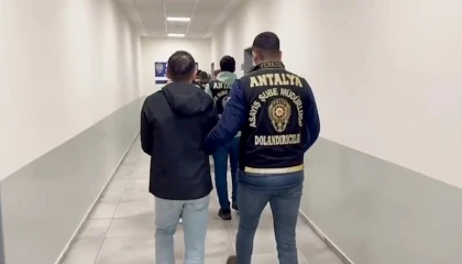 İşe alma vaadiyle 250 bin lira dolandırdılar