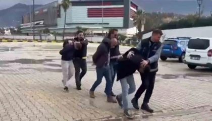 İskenderunda hapis cezası ile aranan 3 şahıs yakalandı