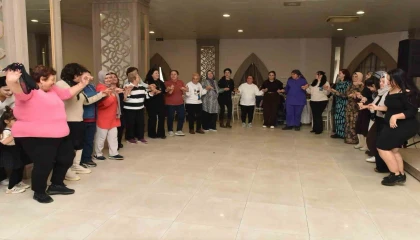 Kepezli hanımlar kadınlar matinesinde buluştu