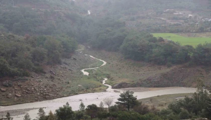 Kozanda sağanakla birlikte kuruyan kaynaklar yeniden canlandı