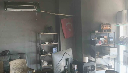 Manavgatta işyeri yangını ucuz atlatıldı