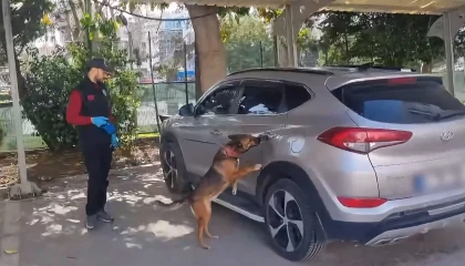 Mersinde 27 litre metamfetamin ele geçirildi: 3 tutuklama