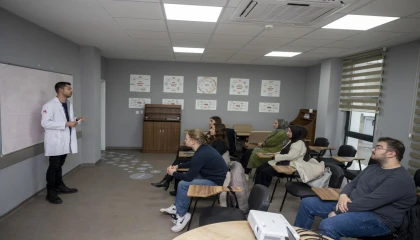 Mersinde MERCEK kurslarıyla turizm sektörüne nitelikli personel yetiştiriliyor