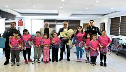 Minik raketler turnuva yolunda