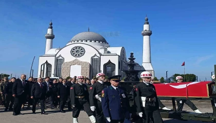 Şehit Astsubay Kıdemli Başçavuş memleketinde son yolculuğuna uğurlandı