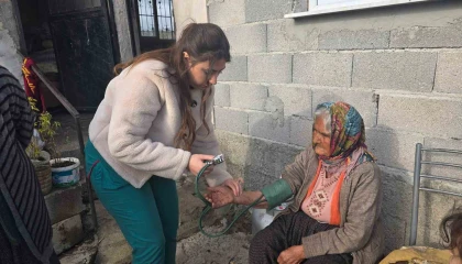 Tarsus Belediyesinden Kapı Kapı Gönül Köprüsü