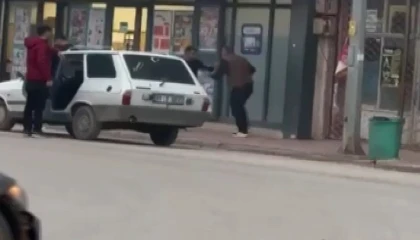 Tartıştığı kişiyi ayağından vurdu