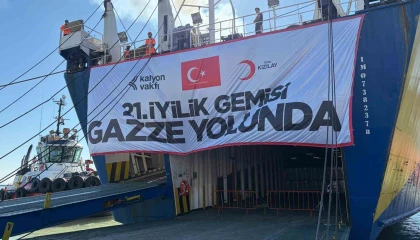Türk Kızılayın ‘İyilik Gemisi Ramazanın ilk gününde Gazzeye uğurlandı