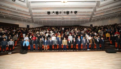 Türkiyenin ilk astronotu Alper Gezeravcı: Aya gitmek üzere ikinci görevin eşiğine gelmiştik, Mart ayına ötelendi şu anda