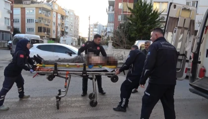 Yangına uykuda yakalandı, alevlere müdahale ederken yaralandı