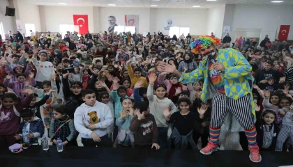 Yayladağında çocuk şenliği yüzleri güldürdü