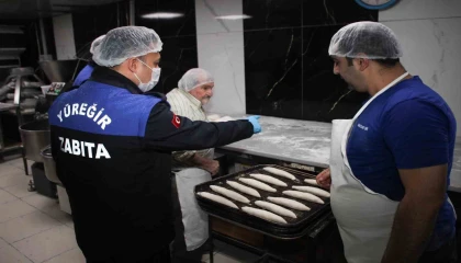 Yüreğir Belediyesi zabıta ekiplerinden fırınlara Ramazan denetimi