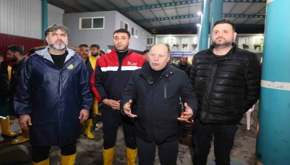 Yüreğirde şiddetli yağışa anında müdahale