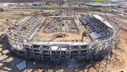 2 milyar TLlik yatırımla Kahramanmaraşa kazandırılan yeni stadyum yükseliyor