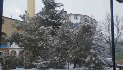 Adanada kar sürprizi