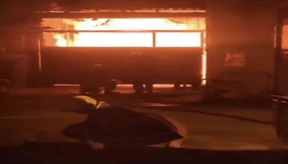 Adanada mobilya atölyesinde yangın çıktı