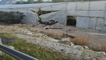 Alanyada otomobil muz serasına devrildi: 1 ölü, 1 yaralı