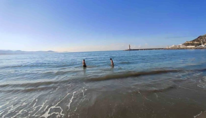 Alanyada sabahın serinliğinde deniz keyfi