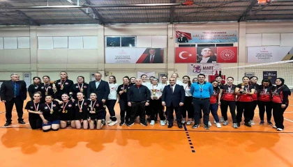 Anamurda Kadınlar Günü Voleybol Turnuvası tamamlandı