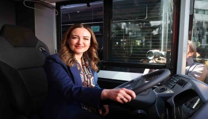 Antalya Büyükşehirden ulaşım filosuna takviye: 19 hibrit otobüs sahada